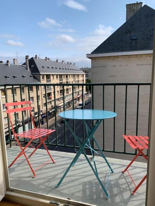 Appart 90M2 Lumineux, Centre, Vue Eglise Penchee Caen Exterior foto